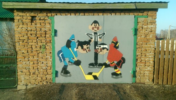 Разрисовать ворота гаража