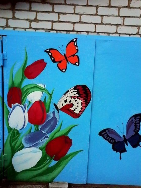 Трафарет на ворота гаража