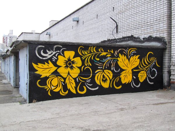 Рисунки на воротах