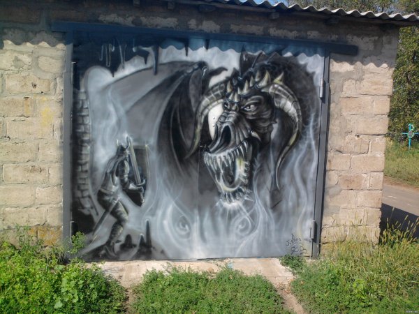 Разрисовать гаражные ворота