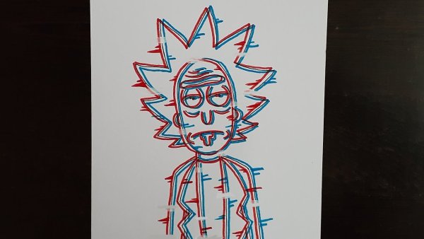 Рисование персонажа на бумаге