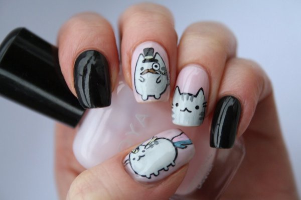 Маникюр с кошками