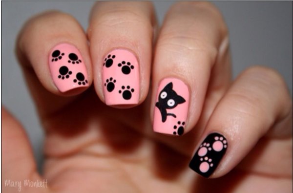 Лапки на ногтях