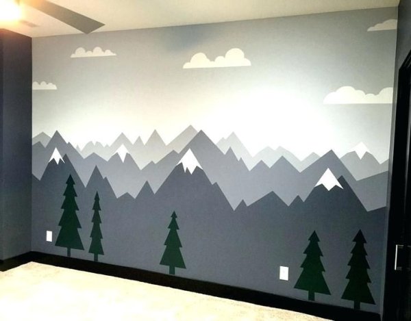 Горы на стене