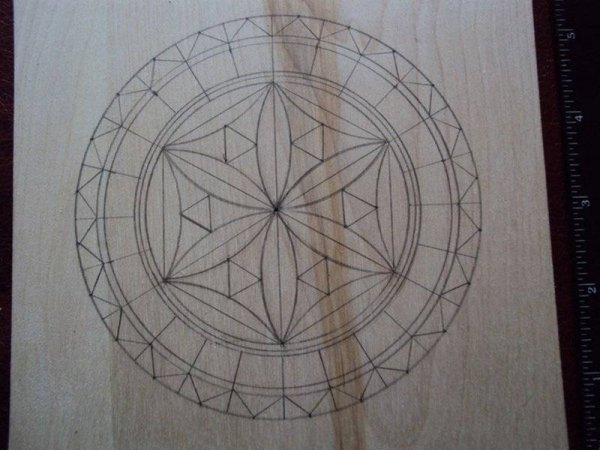 Геометрическая резьба по дереву узоры