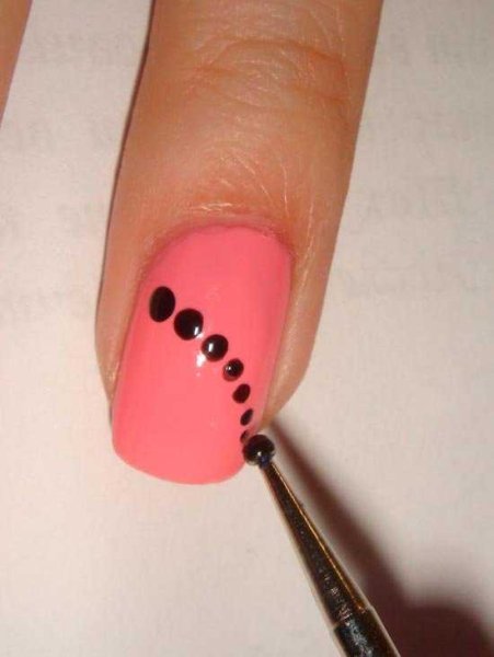 Простые рисунки на ногтях