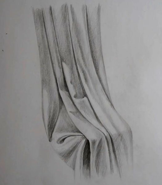 Рисование драпировки карандашом