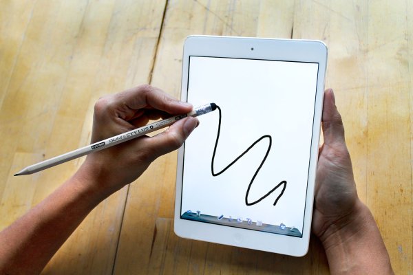 Рисовать стилусом