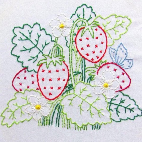 Вышивка бабочки тамбурным швом