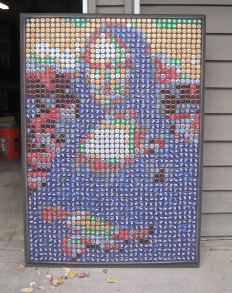 Мозаика из бутылочных пробок