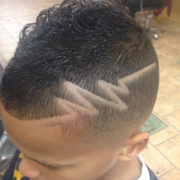 Паутина на голове стрижка