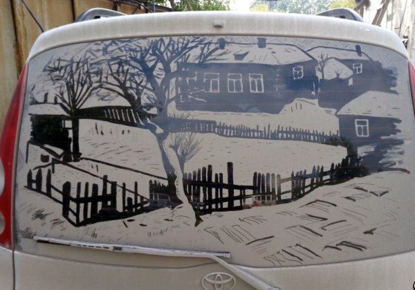 Рисунки на стекле машины