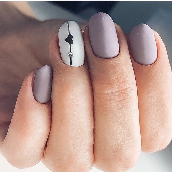 Матовый маникюр