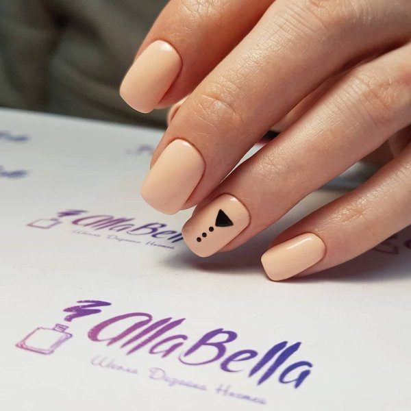 Маникюр дизайн в школу