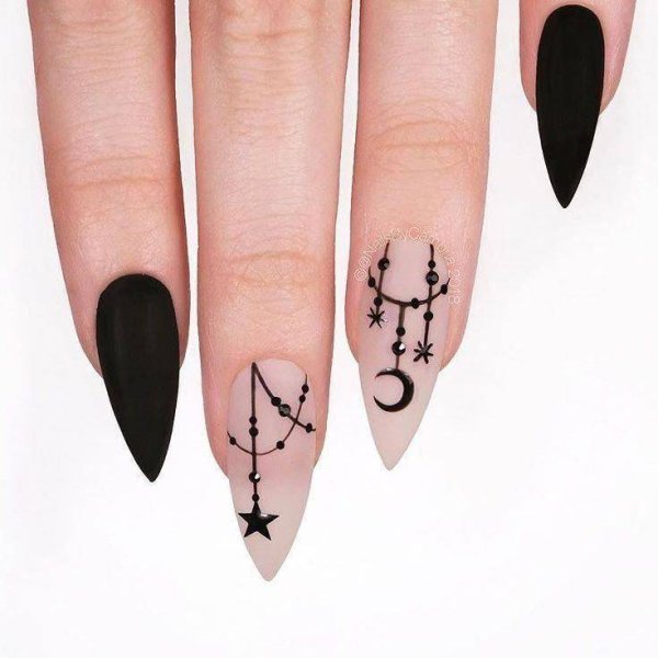 Матовый френч 2021 миндаль