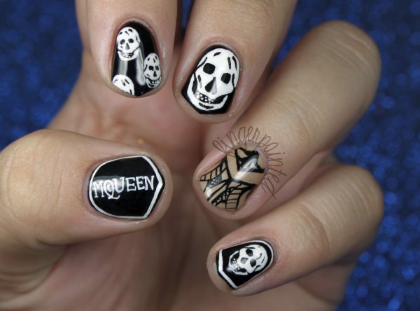 Мужской маникюр с черепами