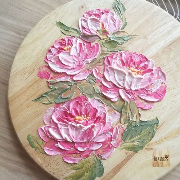 Цветы мастихином на торте