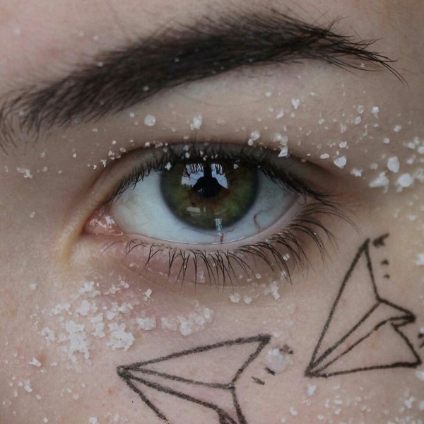 Лицо стрелочки нарисованное