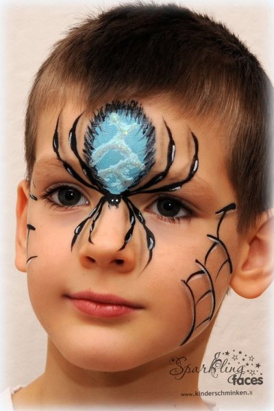 Аквагрим для мальчиков на щеке