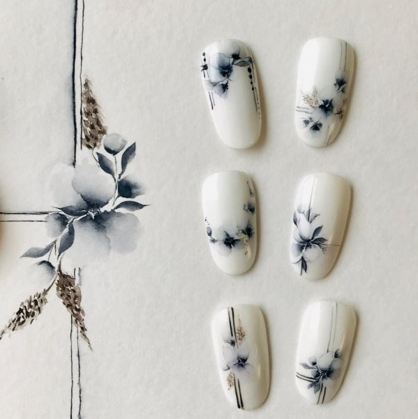 Веточки на ногтях