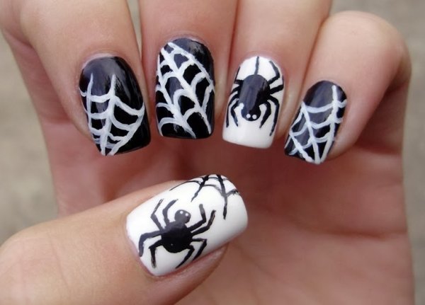 Маникюр с кошками