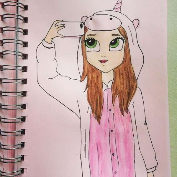 Красивые девочки в скетчбук