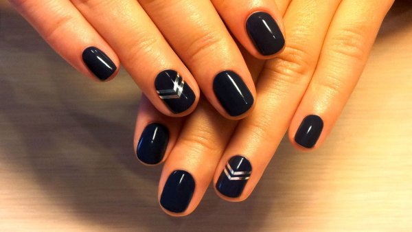 Ногти черно белые
