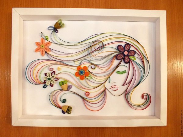 Декоративное панно из бумаги