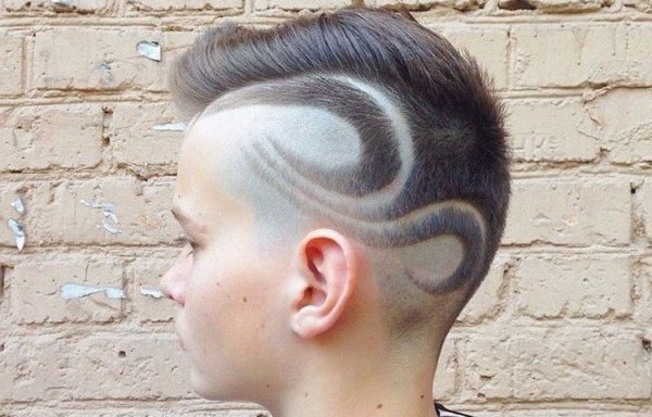 Выбритые стрижки для мальчиков
