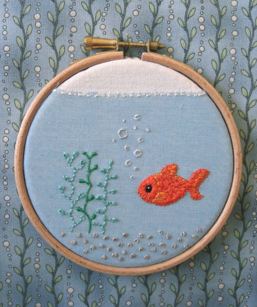 Легкая вышивка на пяльцах