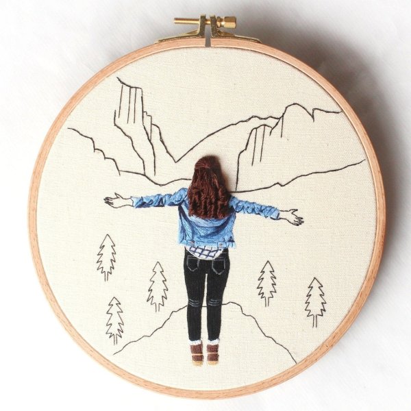 Картина в пяльцах