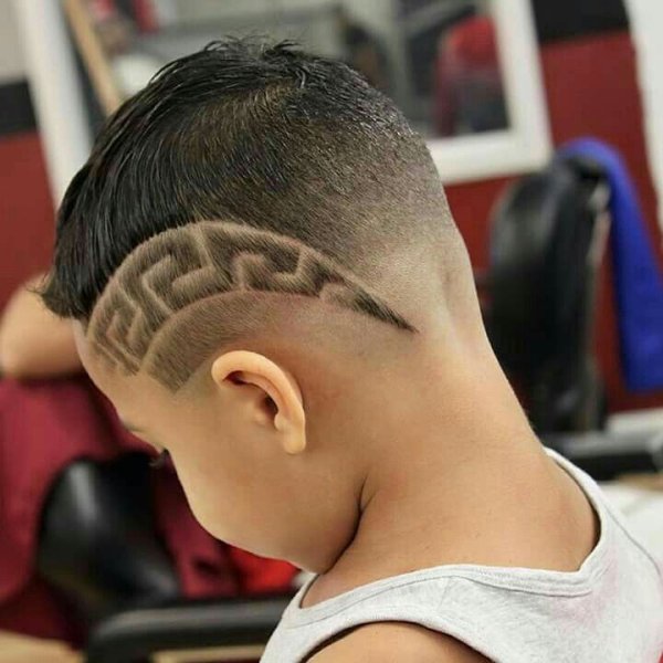 Полоски на прическе мальчику