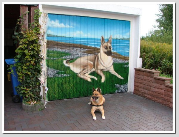 Рисунок на гаражные ворота