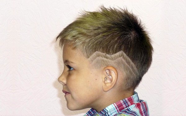 Звезда на голове стрижка