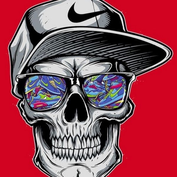 Бейсболка с черепом