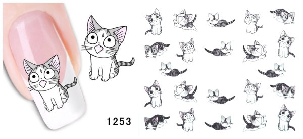 Маникюр с пандой наклейки