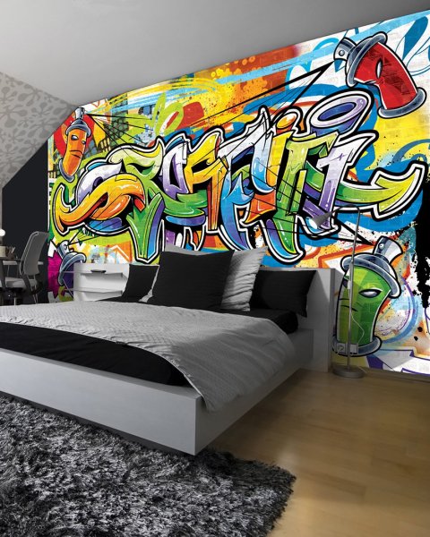 Граффити на стене в комнате подростка