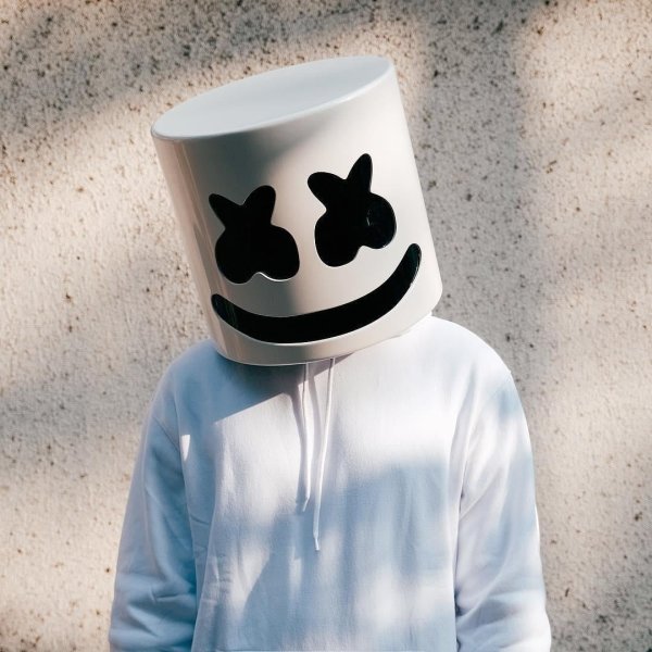 Кристофер Комсток Marshmello без маски