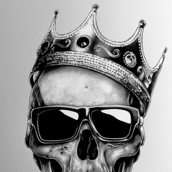 Тату череп с короной