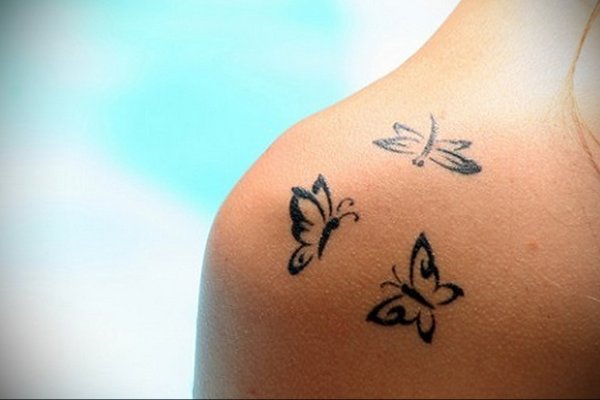 Маленькие татушки ручкой