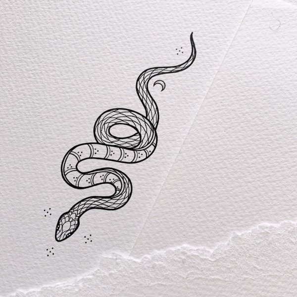 Тату змеи Минимализм