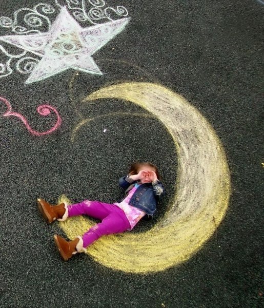 Рисунки на асфальте.