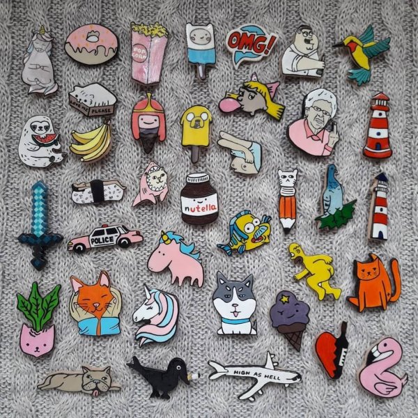 Модные наклейки