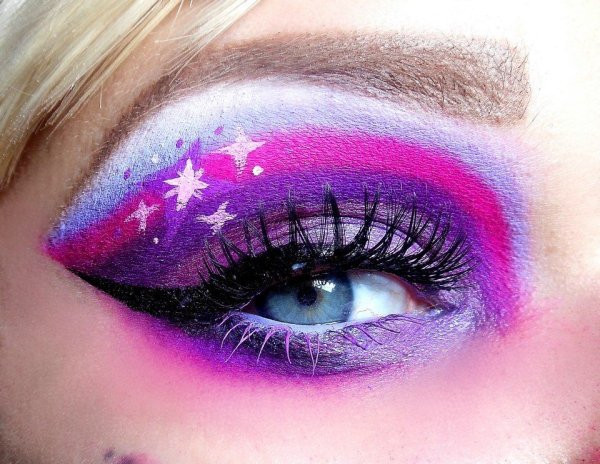 Макияж единорога глаза