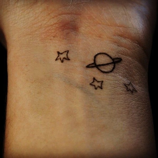 Тату дракон маленький