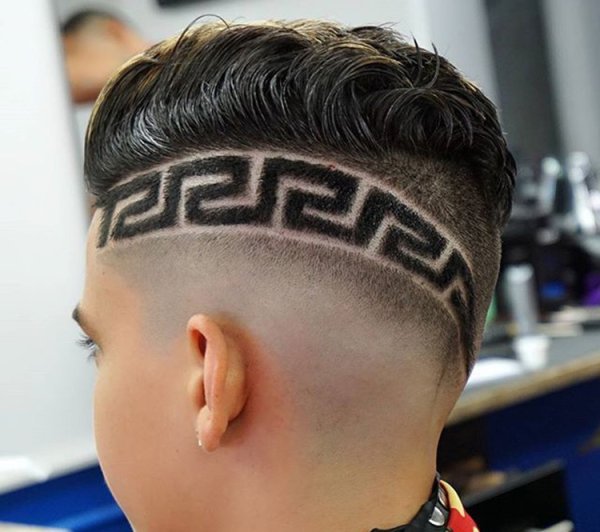 Хаир тату Версаче