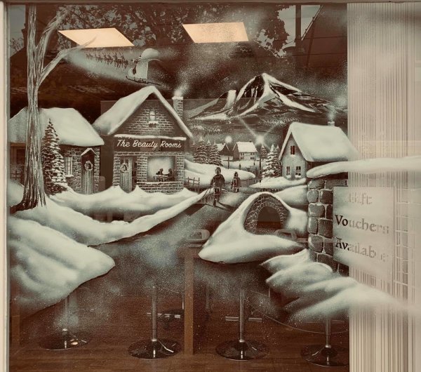 Украсить окна к новому году