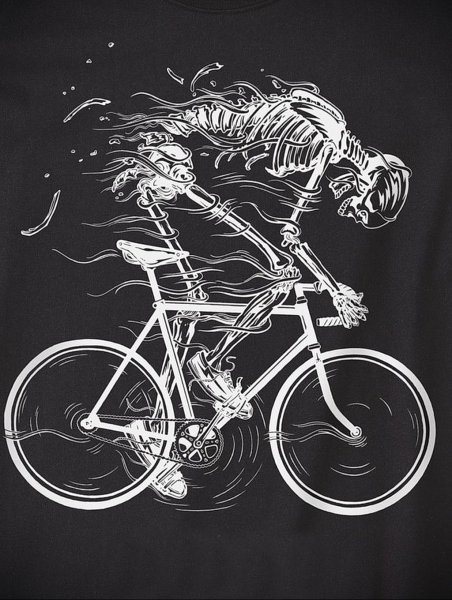 Велосипед на черном фоне