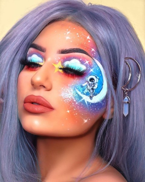 Необычный макияж