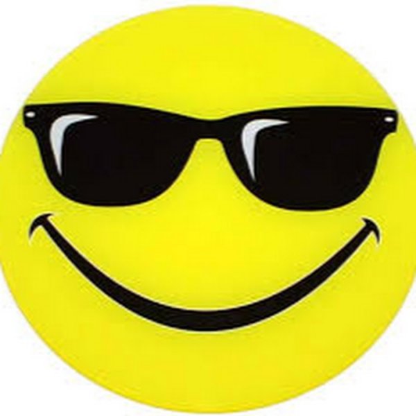 Смайлик в очках